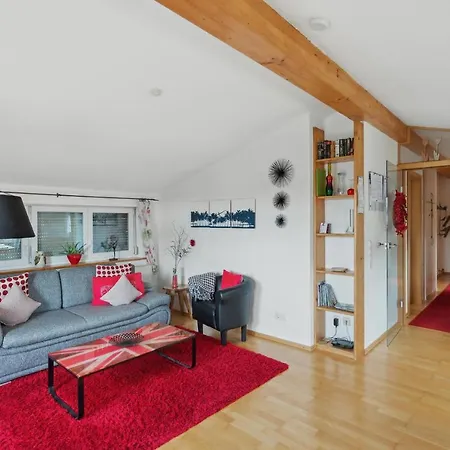 Lägenhet Stunning In With House A Panoramic View *