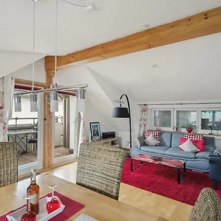 Stunning In With House A Panoramic View Lägenhet
